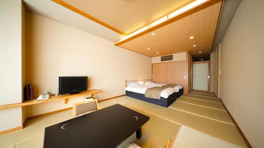 Atami Juraku Hotel Esterno foto