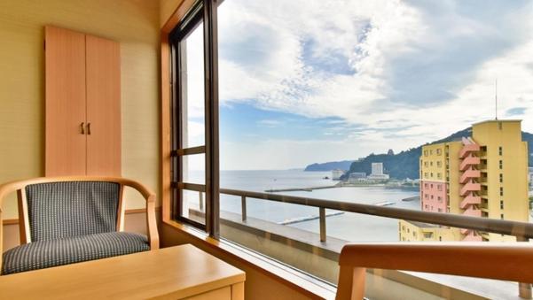 Atami Juraku Hotel Esterno foto